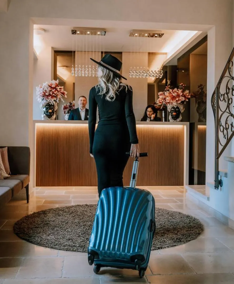Villa Fiorita Boutique Hotel 4*, Taormina