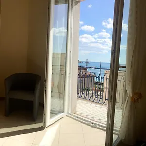 Apartament Holiday Rentals